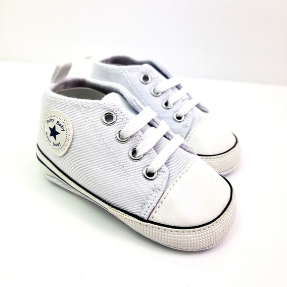 Unbranded Infant Baby Size 0-6 Months White Canvas Denim Sneaker Shoes - Picture 1 of 11